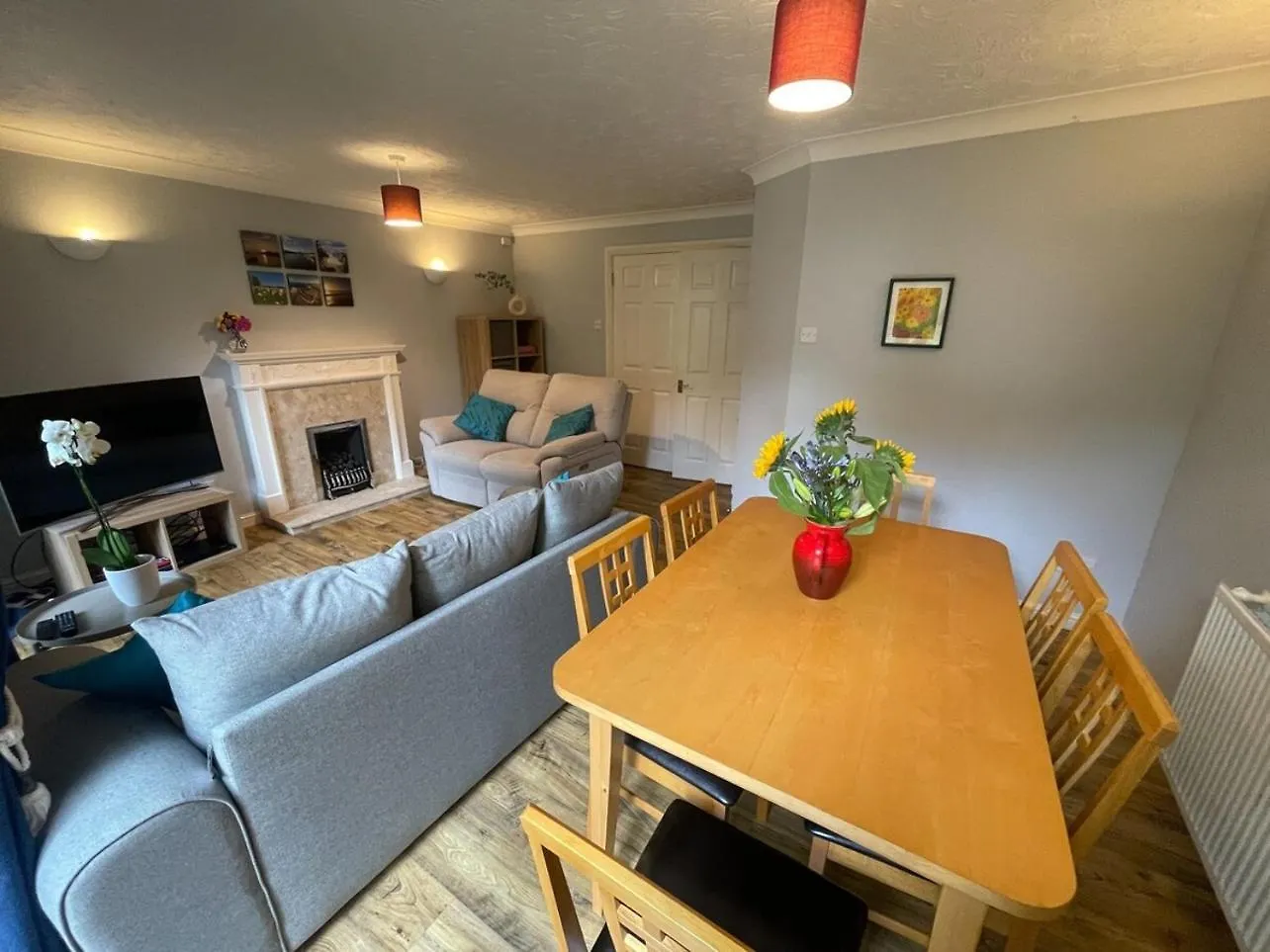 Amazing City Location-Close To River- Large Home - Cambridge Homehost